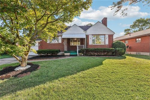 4616 Channing Ln, Dayton, OH, 45416-1621 | Card Image