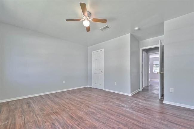 3918 Tavenor Ln, House other with 4 bedrooms, 2 bathrooms and null parking in Houston TX | Image 10