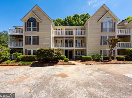573 Cobblestone Trl, Avondale Estates, GA, 30002-1229 | Card Image