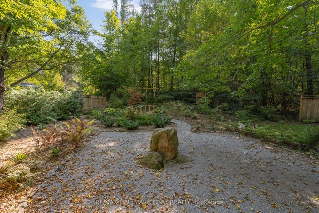 4950 Penetanguishene Rd, House other with 4 bedrooms, 3 bathrooms and 10 parking in Hillsdale ON | Image 39