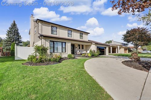 26356 Simone St, Dearborn Heights, MI, 48127-3352 | Card Image