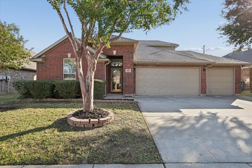 4020 Sprucebark Dr, Fort Worth, TX, 76244-7738 | Card Image