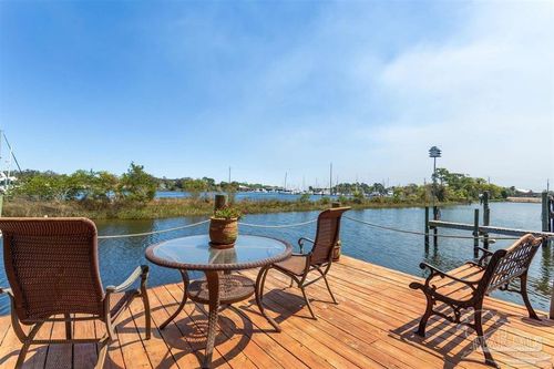 1261 Mahogany Mill Rd, Pensacola, FL, 32507-3901 | Card Image