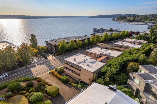 832 Lake St S, Kirkland, WA, 98033-6456 | Card Image