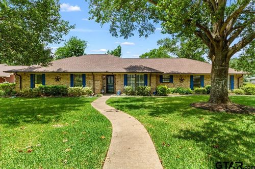 2209 Monica Ln, Palestine, TX, 75803 | Card Image