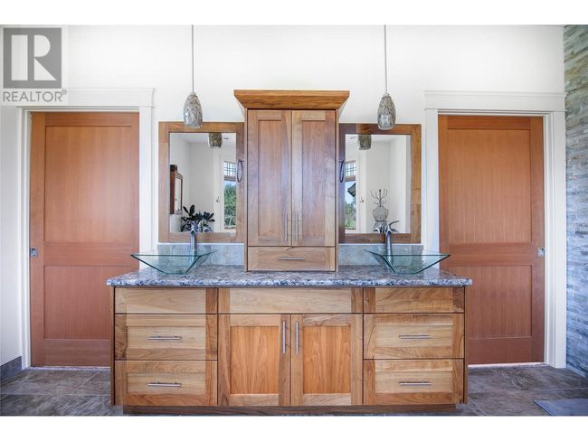 2388 Lawrence Rd, House other with 3 bedrooms, 3 bathrooms and 20 parking in Lumby BC | Image 45