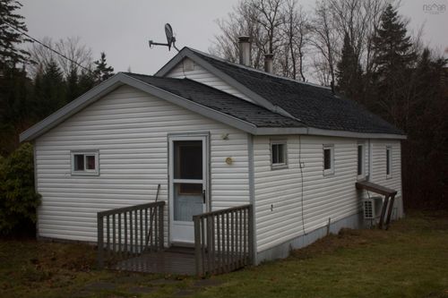 173 Pleasant Valley Rd, Upper Musquodoboit, NS, B0N2M0 | Card Image