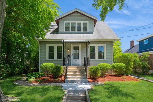 125 S Central Ave, Highwood, IL, 60040-1802 | Card Image
