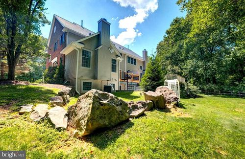 27 Stonewall Cir, PRINCETON, NJ, 08540-1441 | Card Image