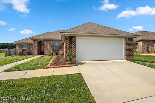 125 Richmond Way, Canton, MS, 39046-6001 | Card Image