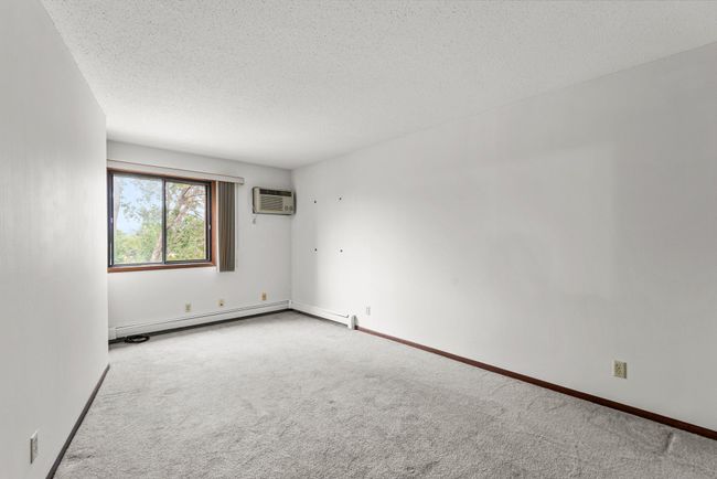 27-web-or-mls-5697_Green_Circle_Dr_Unit_319-47.jpg | Image 17