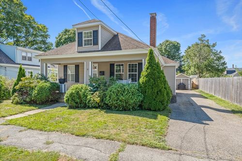 11 Shaw St, Weymouth, MA, 02191-1817 | Card Image