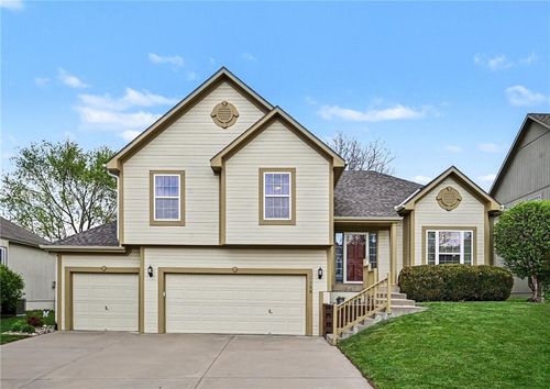 3110 Ne 91st Ter, Kansas City, MO, 64156-1071 | Card Image