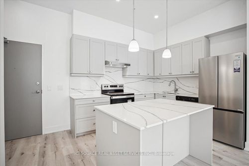 ph2-19B West Street N, Kawartha Lakes, ON, K0M1N0 | Card Image