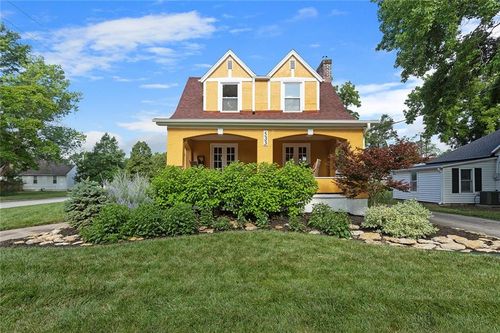 533 S Water St, Olathe, KS, 66061-4537 | Card Image