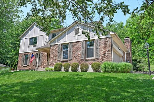 9985 Morgans Trace Dr, Symmes Twp, OH, 45140-8922 | Card Image