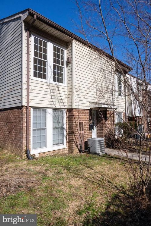 apt-d3-2201 Strahle St, PHILADELPHIA, PA, 19152-2524 | Card Image