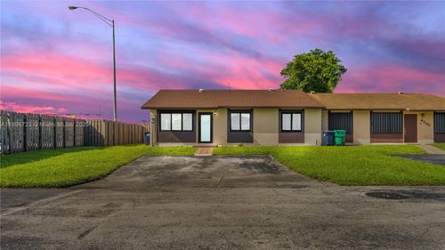 4208 Sw 136th Pl, Miami, FL, 33175-3750 | Card Image