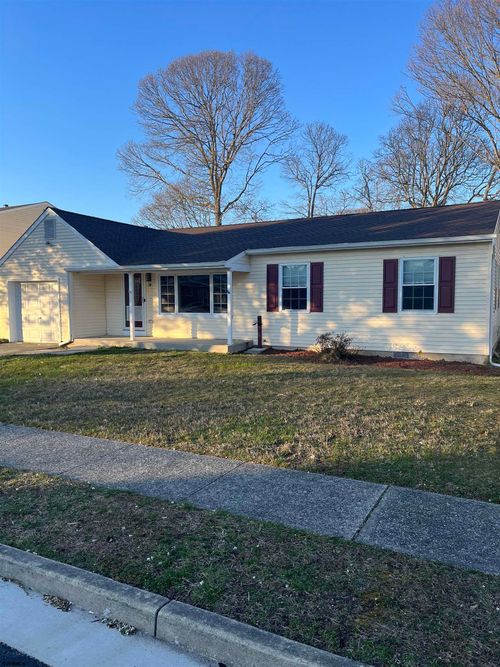 38 Wilson Ave, Somers Point, NJ, 08244-1674 | Card Image