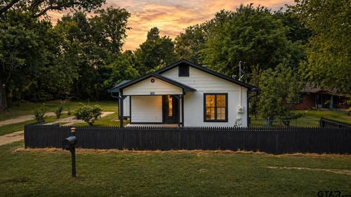 1812 N Bois D Arc, Tyler, TX, 75702 | Card Image