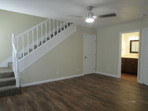 apt-c-138-C S Locust St, Ridgecrest, CA, 93555-4459 | Card Image