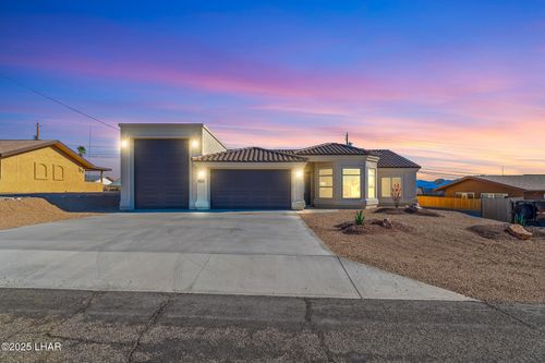 3276 Dolphin Dr, Lake Havasu City, AZ, 86406-4166 | Card Image