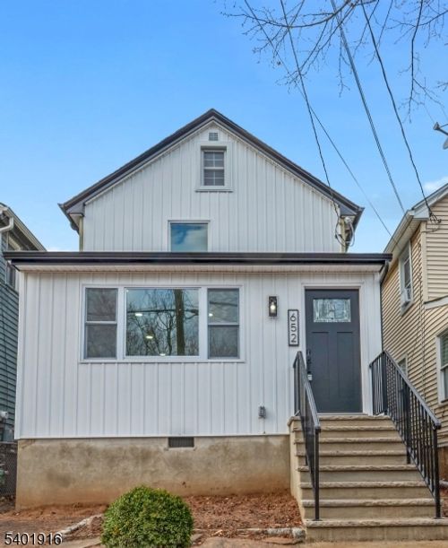 652 W Broad St, Westfield, NJ, 07090-4109 | Card Image