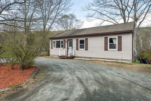 463 Route 12, Hartland, VT, 05048-8129 | Card Image