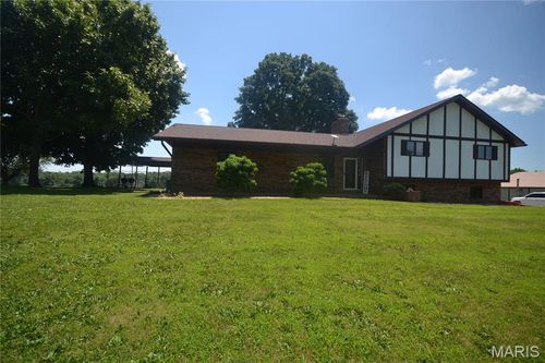 2606 Imbs Station Rd, Millstadt, IL, 62260-3218 | Card Image