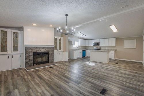 853 Queenswood, Montgomery, TX, 77316-2937 | Card Image