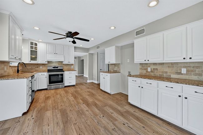 2602 Turtle Creek Dr, House other with 5 bedrooms, 3 bathrooms and null parking in Sherman TX | Image 8