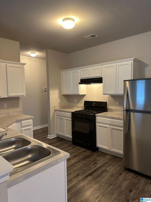 401 Woodland Trl, Pell City, AL, 35125-0345 | Card Image