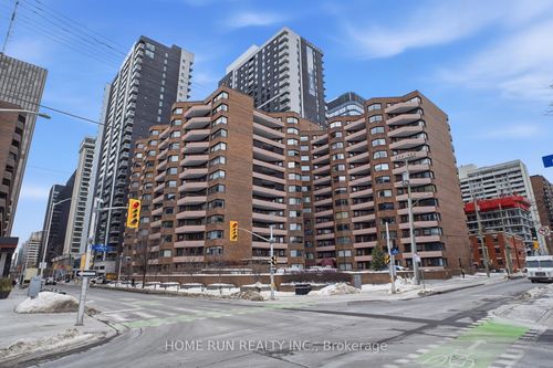 104-151 Bay St, Ottawa, ON, K1R7T2 | Card Image