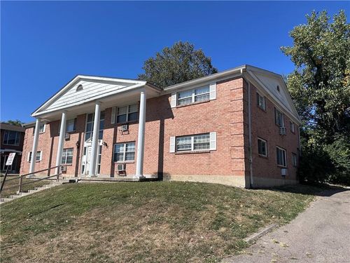 423 Briarwood Ave, Dayton, OH, 45403-1565 | Card Image