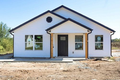 415 S Jefferson St, Carterville, MO, 64835-1615 | Card Image