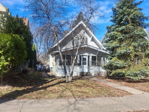3543 Queen Ave N, Minneapolis, MN, 55412-2349 | Card Image