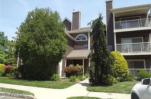 222-222 Blew Court, East Brunswick, NJ, 08816 | Card Image