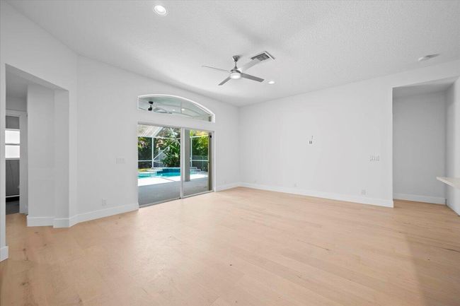 204 Clocktower Dr, House other with 4 bedrooms, 2 bathrooms and null parking in Jupiter FL | Image 13