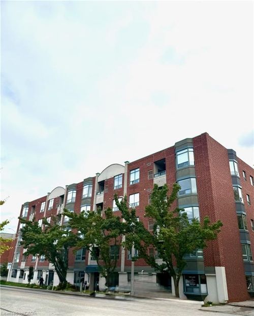 103-5 Ogilvie St, Dundas, ON, L9H2S1 | Card Image