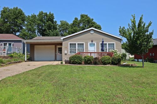 1327 2nd Ave N, Estherville, IA, 51334-2017 | Card Image