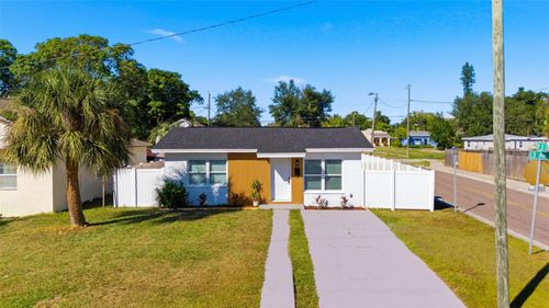 1801 13th Ave S, St Petersburg, FL, 33712-2315 | Card Image