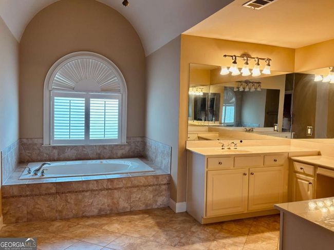 3725 Spalding Park Dr, House other with 3 bedrooms, 3 bathrooms and 2 parking in Peachtree Corners GA | Image 15
