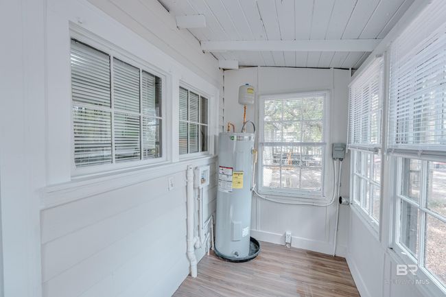 Sun Room | Image 23