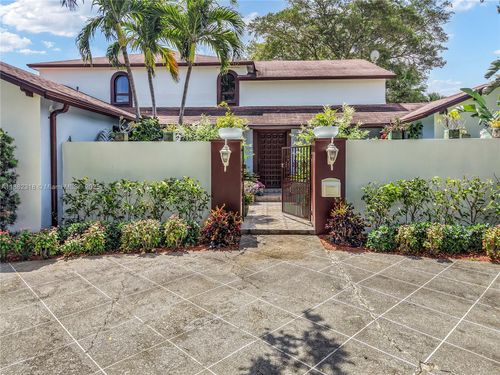 1524 39th St, West Palm Beach, FL, 33407-3632 | Card Image