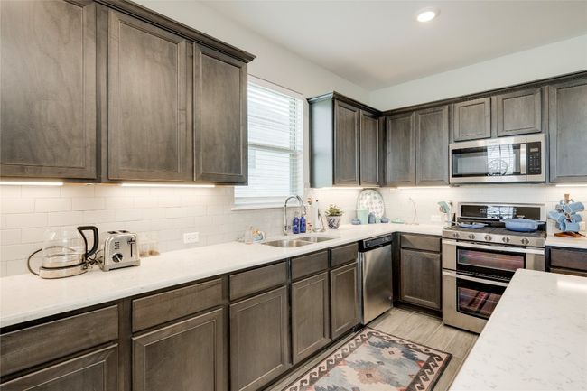 102 - 121 Harborside Dr, Condo with 2 bedrooms, 3 bathrooms and 2 parking in San Marcos TX | Image 10