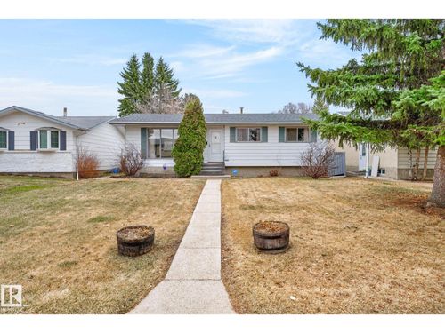 17 Brookside Cres, Spruce Grove, AB, T7X1B8 | Card Image