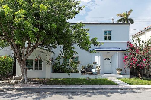 821 Espanola Way, Miami Beach, FL, 33139-3801 | Card Image