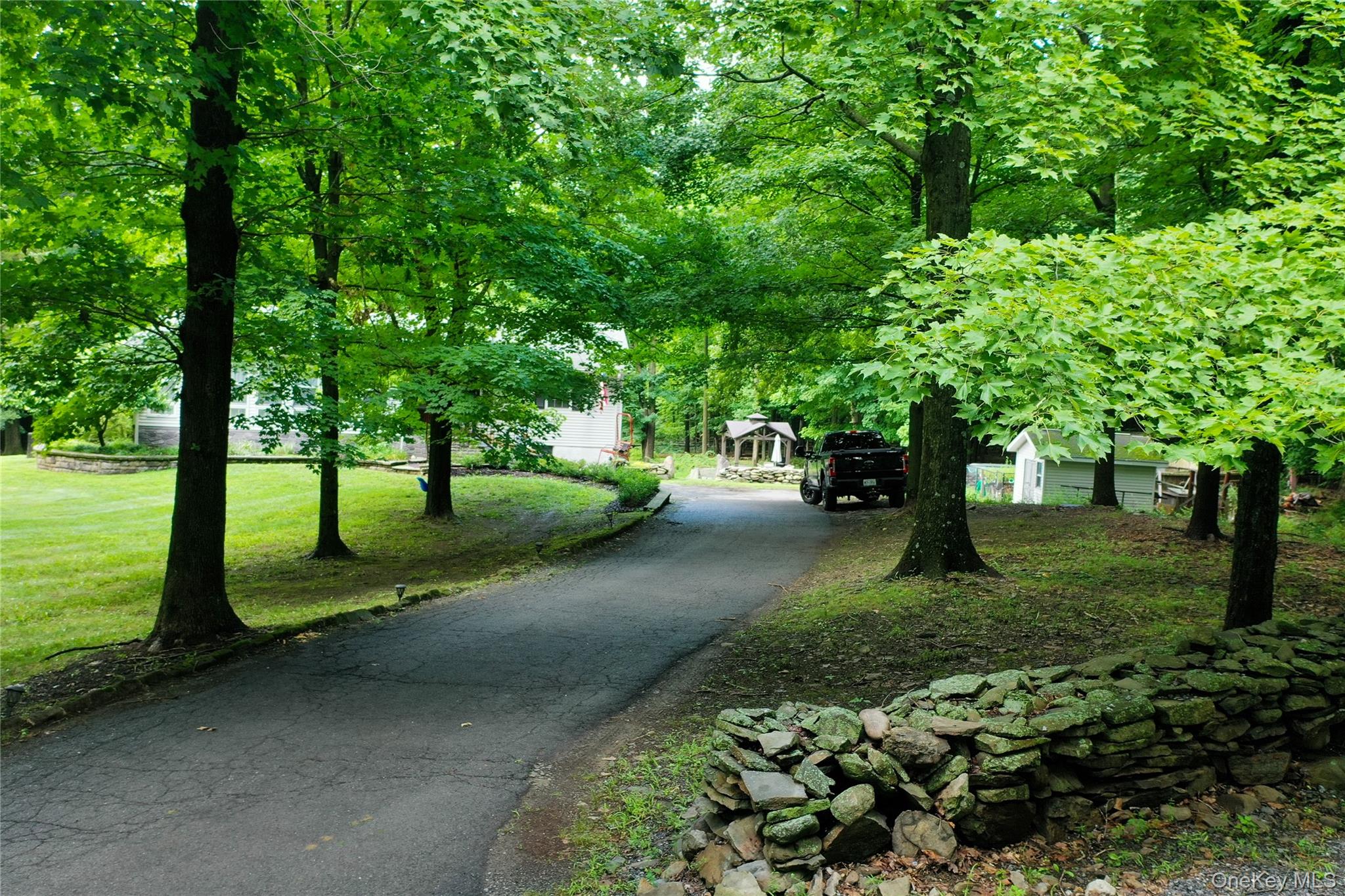 Residential in Blooming Grove 5