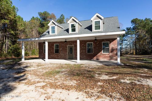 12009 Old Lake Rd, Riegelwood, NC, 28456-8104 | Card Image