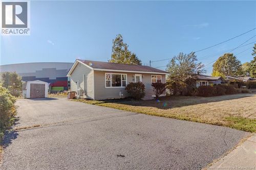 11 Braemar Dr, Saint John, NB, E2J2T5 | Card Image